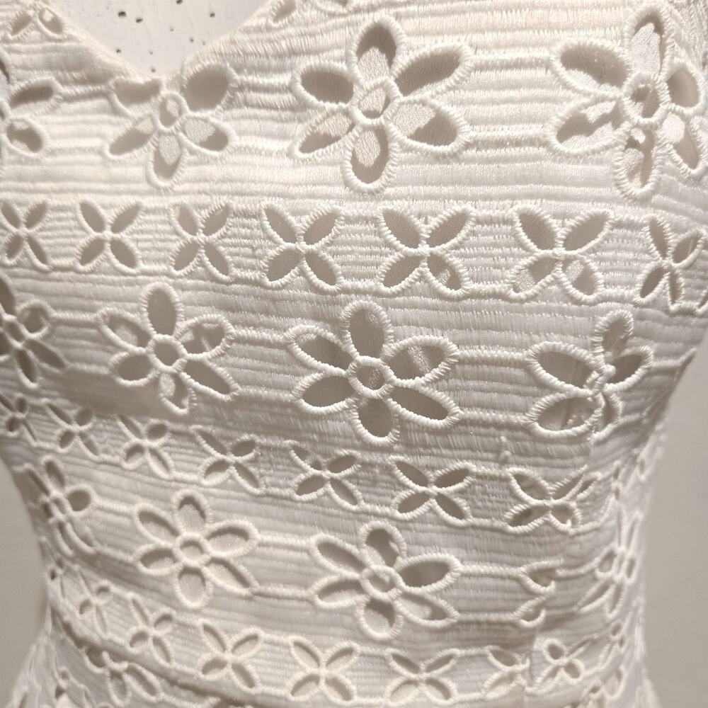Yumi Kim White XOXO Eyelet Strapless Fit & Flare Midi Dress - Size L Sweetheart - Picture 4 of 10
